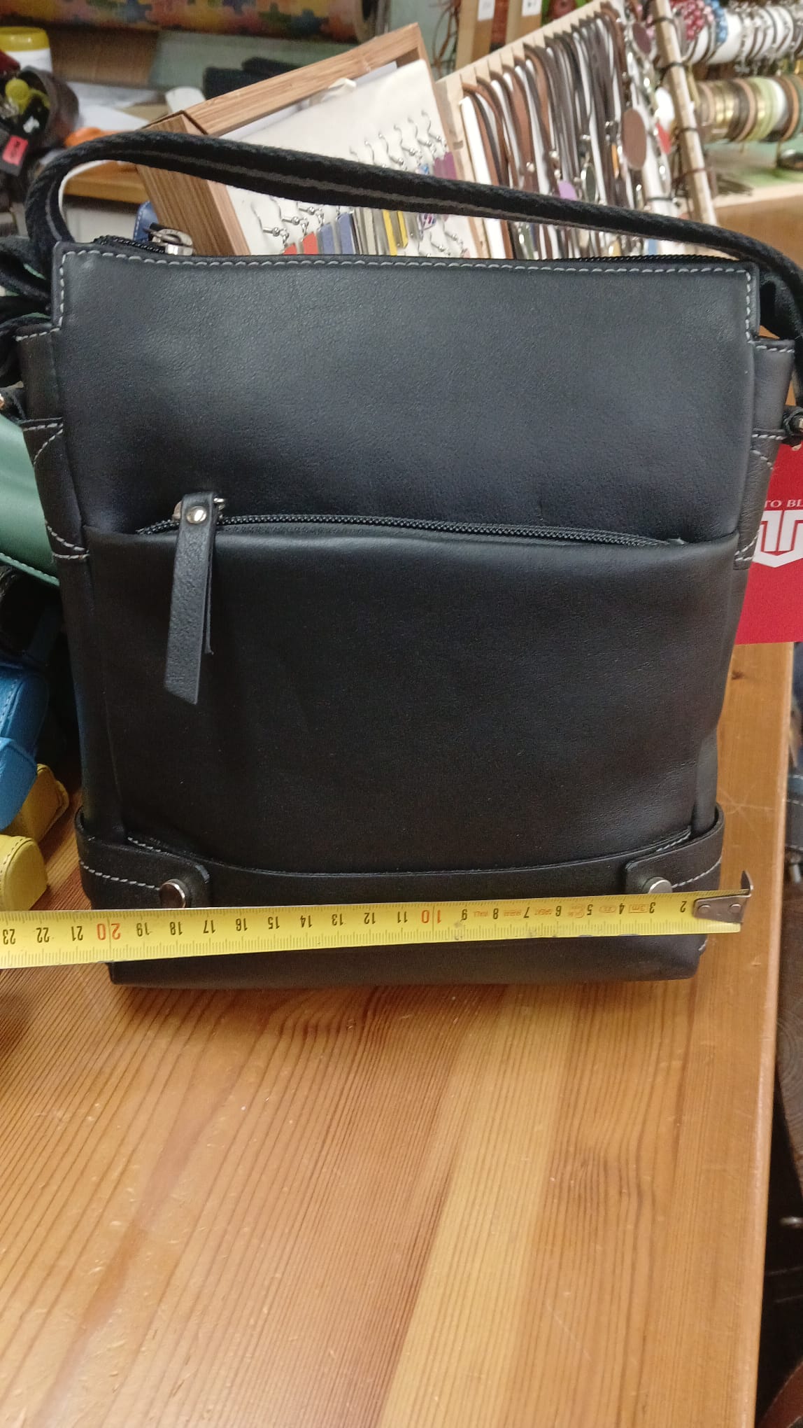 Bolso bandolera cremallera 1 bolsillo frontal y remates