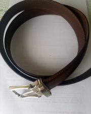 Cinturón de vestir de piel para hombre