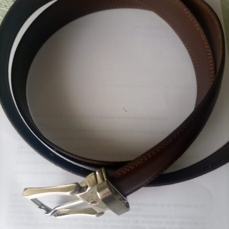 Cinturón de piel hombre para diario con tornillo