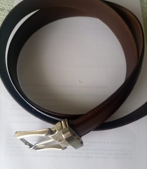 Cinturón de piel hombre para diario con tornillo